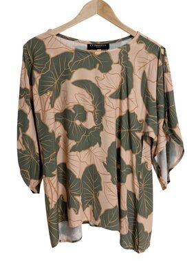Lexbreezy Hawaii Large Green Kalo Top